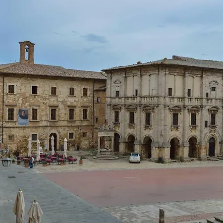 Palazzo Danesi Apartment Montepulciano Exterior photo